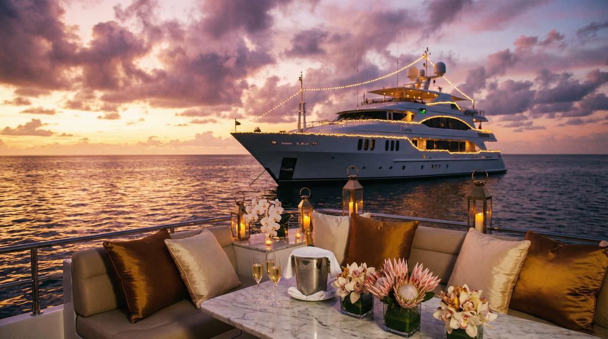 母狗传媒精选游艇传媒演示拍摄